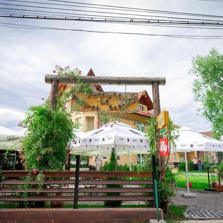 La Padure Pensiune-Restaurant Novaci-Străini Exteriér fotografie